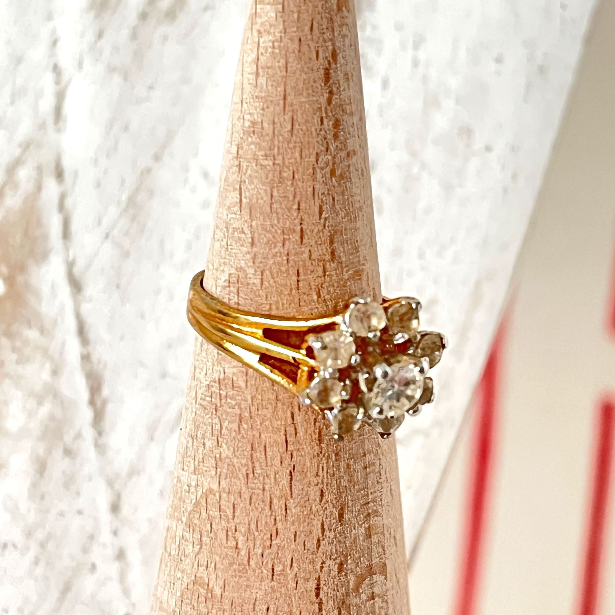 Vintage 18KT Gold Electroplate Rhinestone Ring Size 5