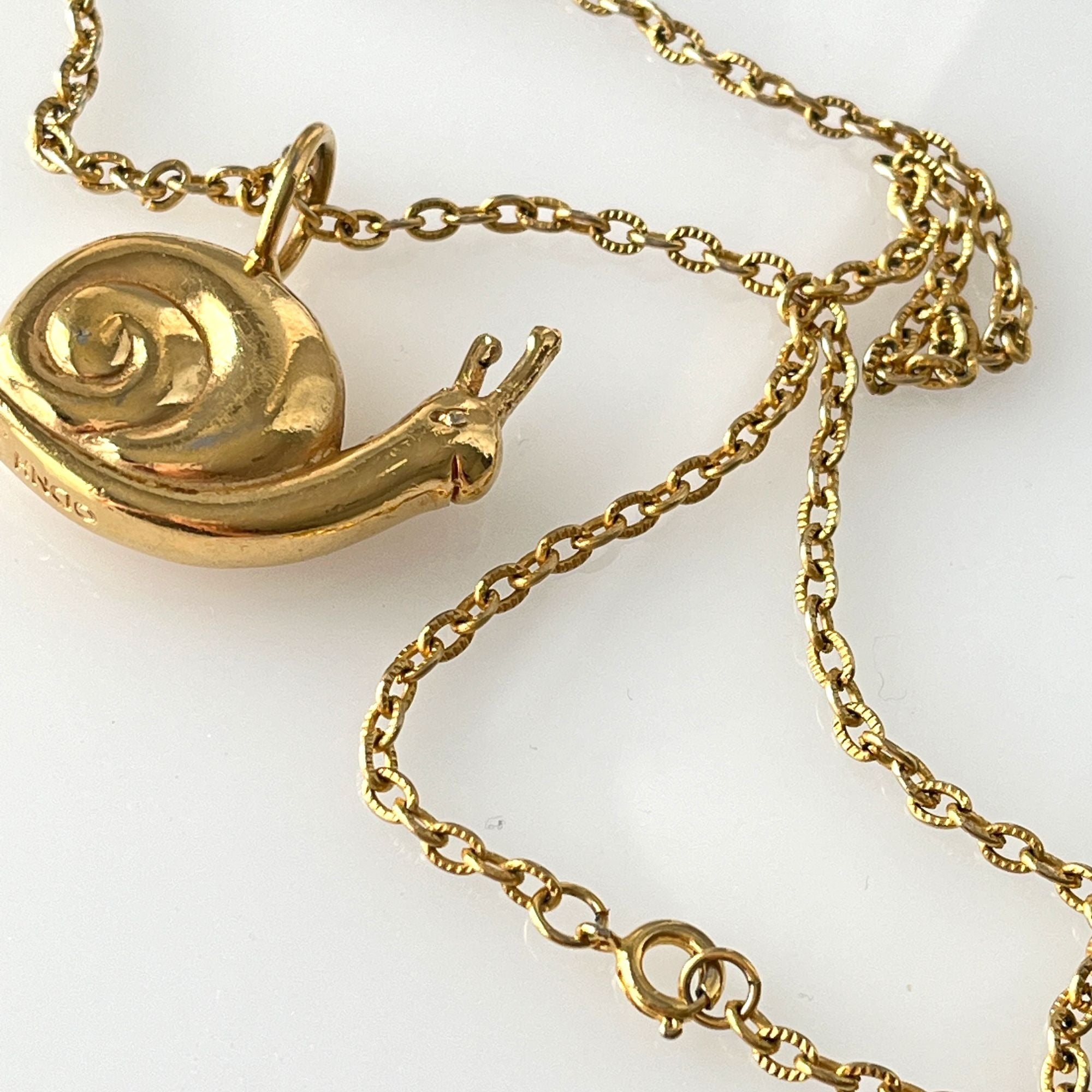 Vintage Charming Snail Pendant Necklace Signed David Hill DNH 1990s