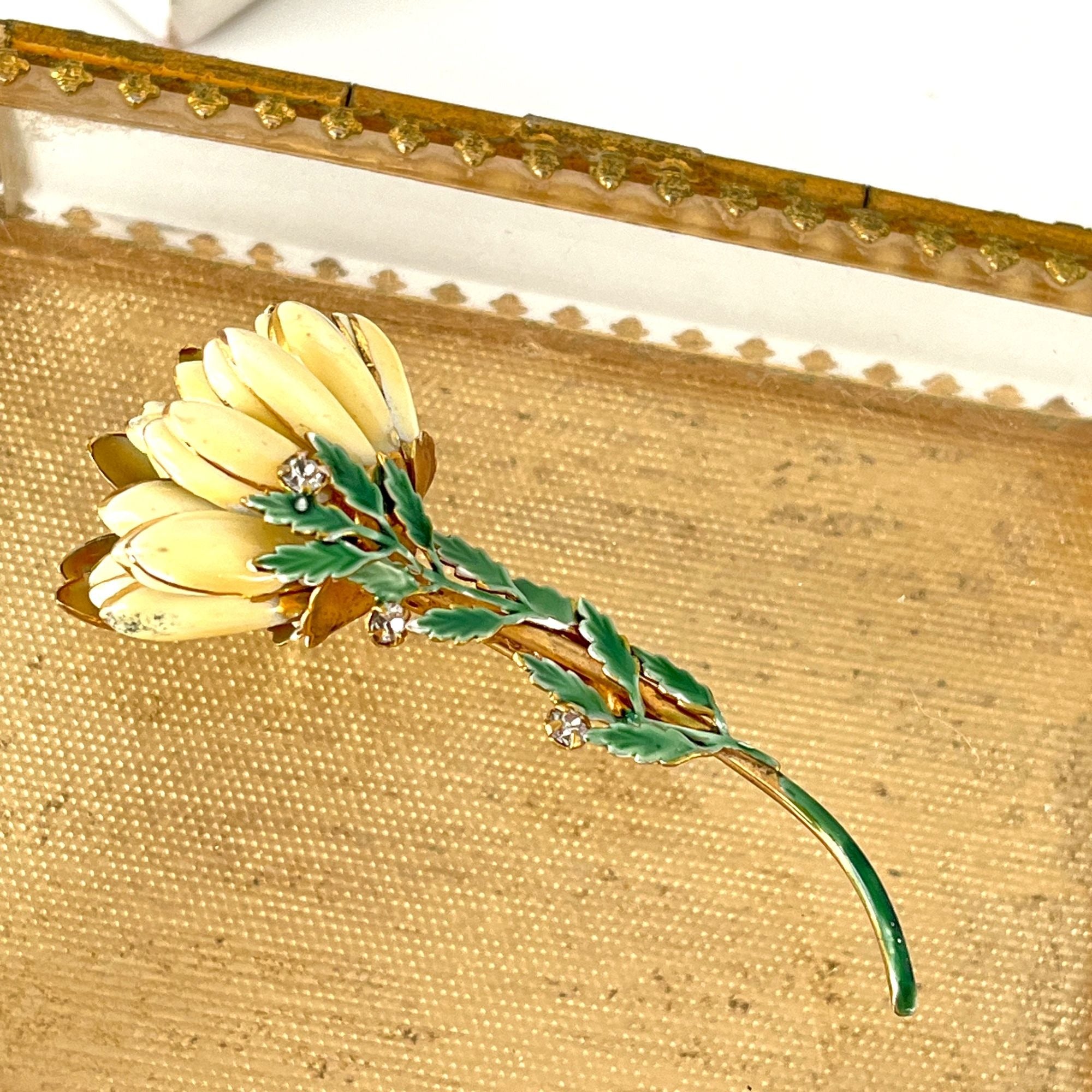 Vintage 1940s Enamel Sandor Chrysanthemum Brooch Pin