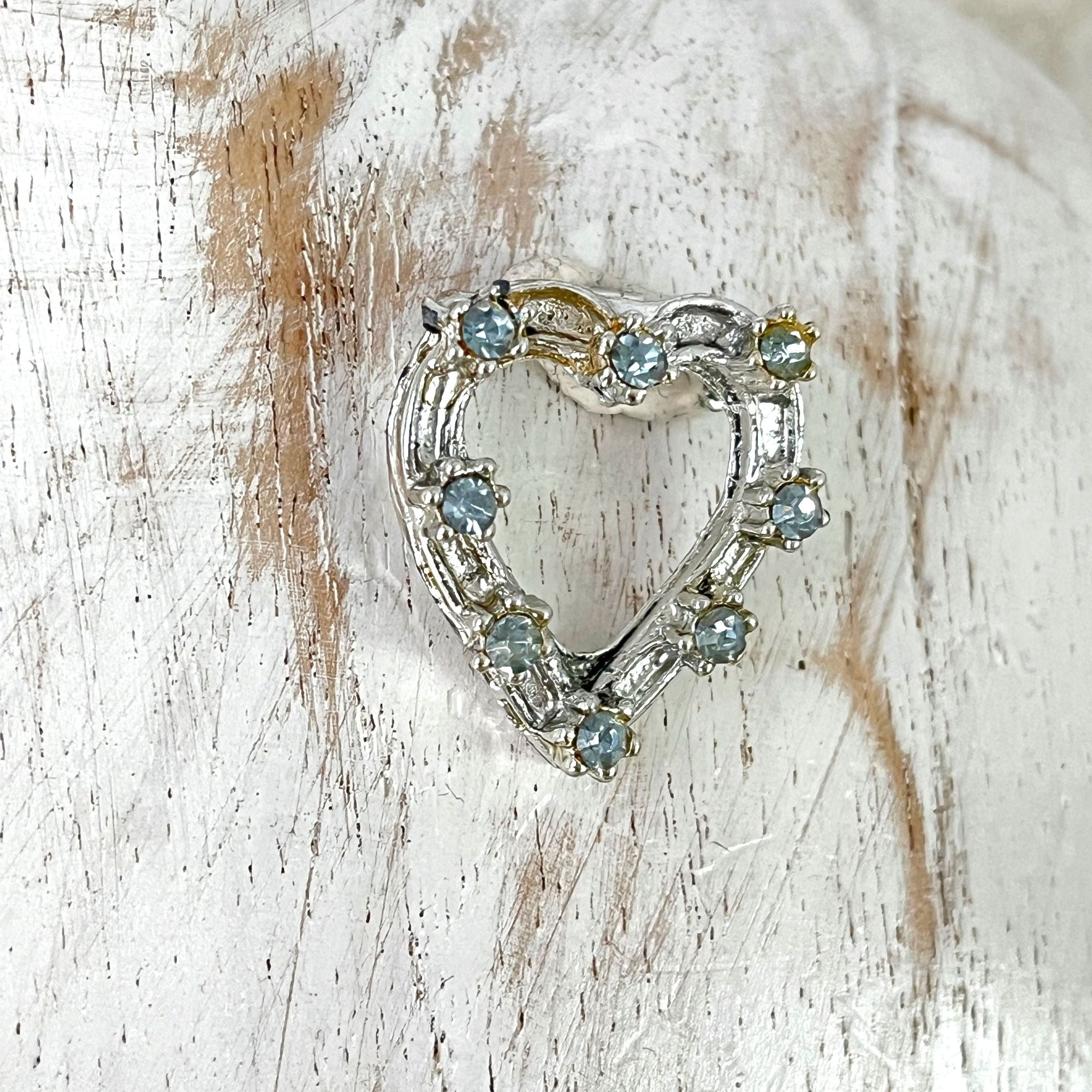 Pretty Vintage Heart Brooch Pin Sky Blue Rhinestones