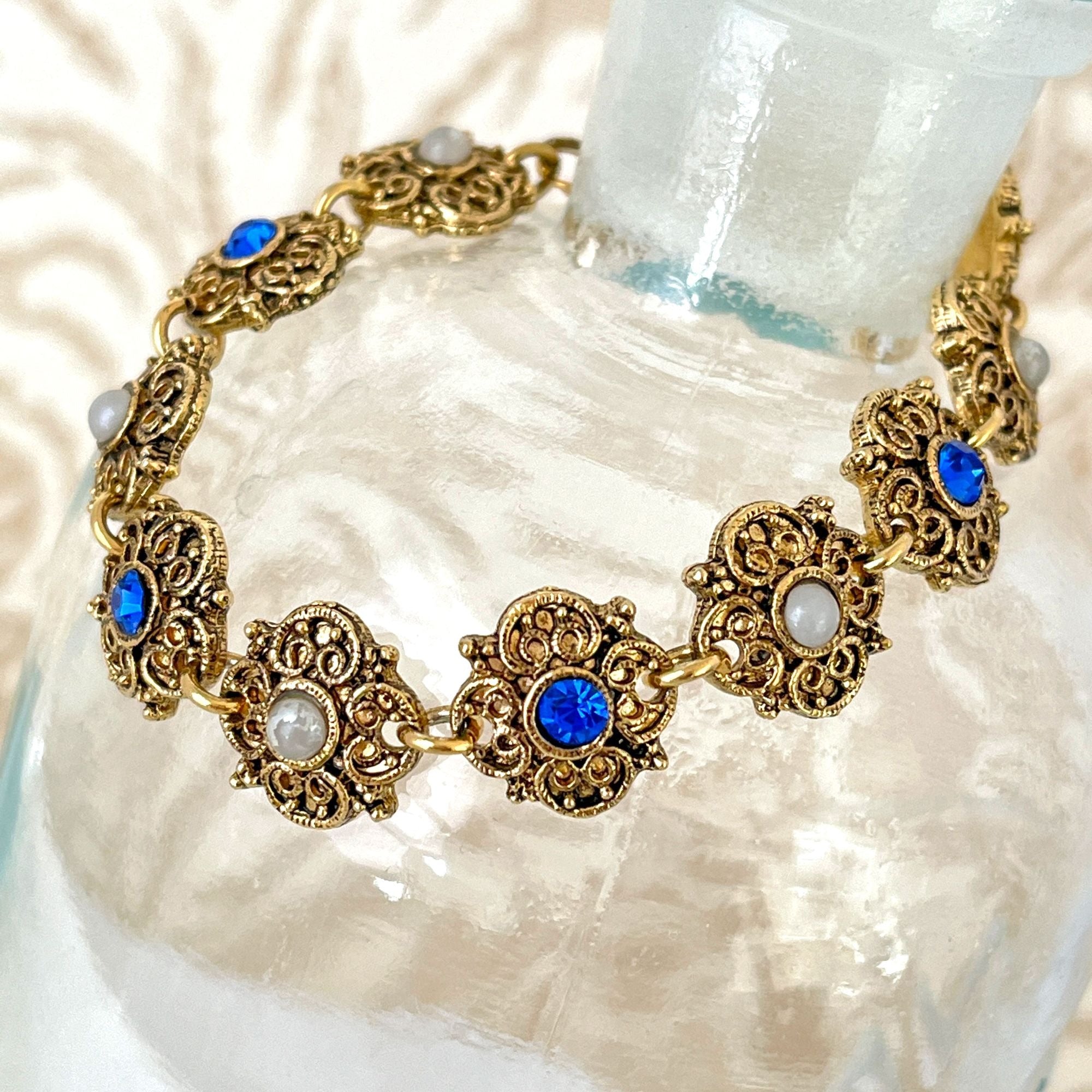 Sweet Vintage Blue Rhinestone Floral Bracelet