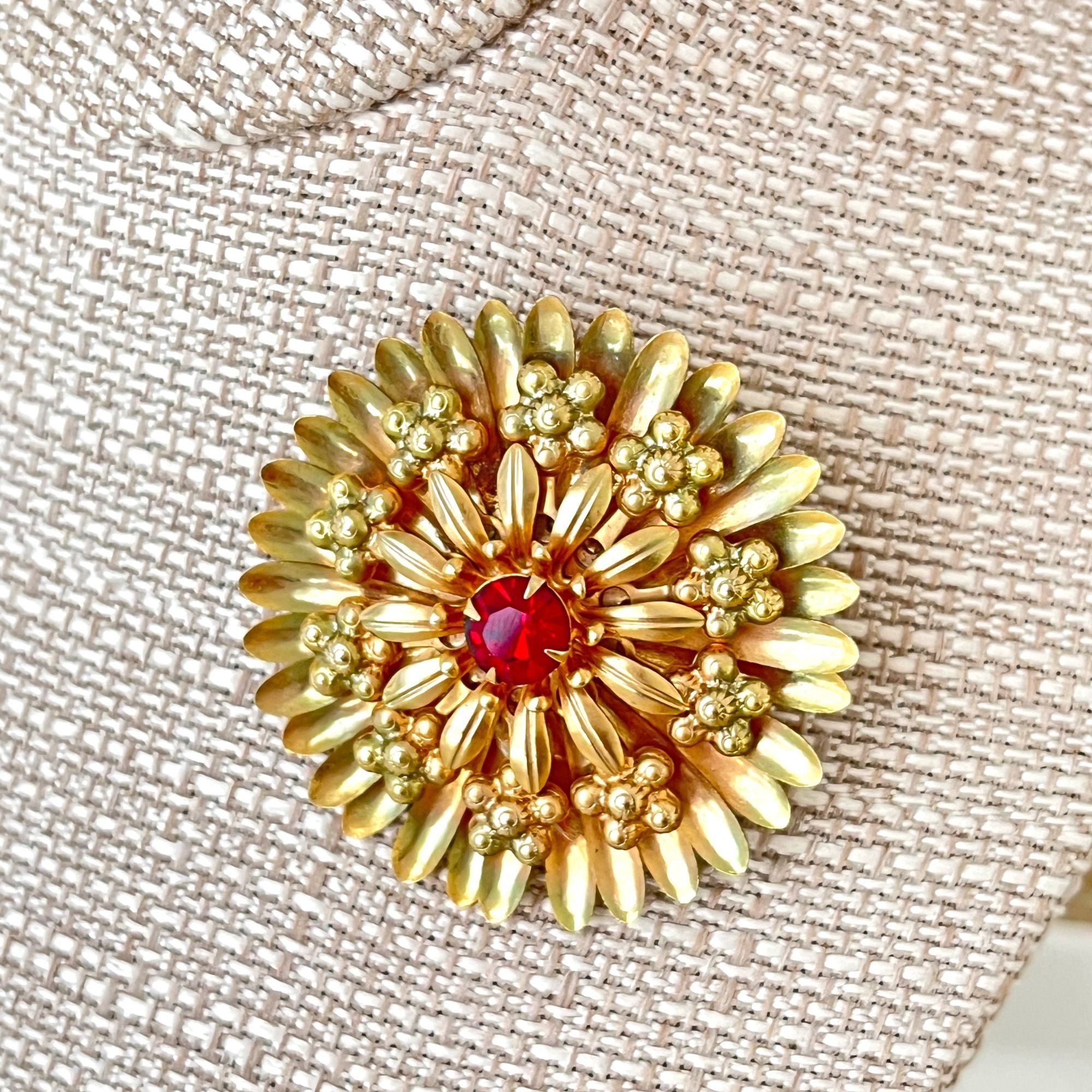 Vintage Large Floral Chrysanthemum Brooch Pin Ruby Rhinestone