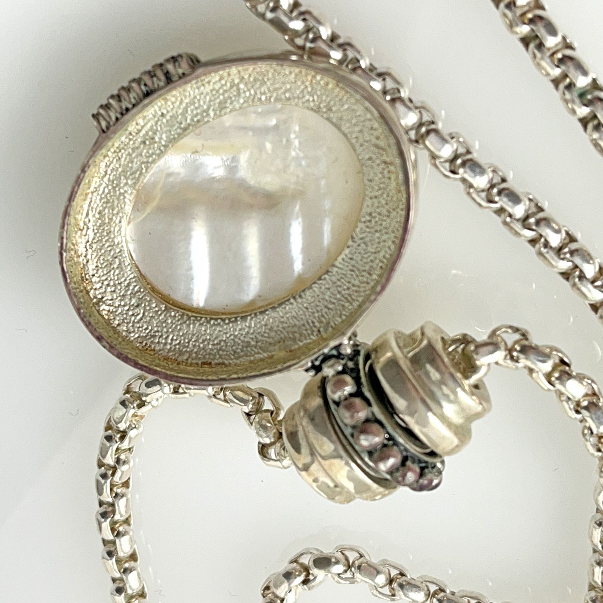 Mother of Pearl Amulet Pendant Silver Plated Necklace