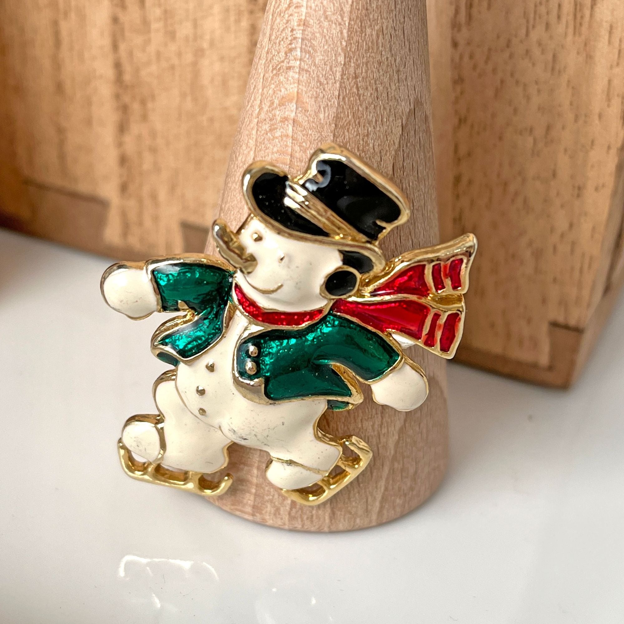 Vintage Happy Skating Snowman Holiday Christmas Brooch Pin SFJ