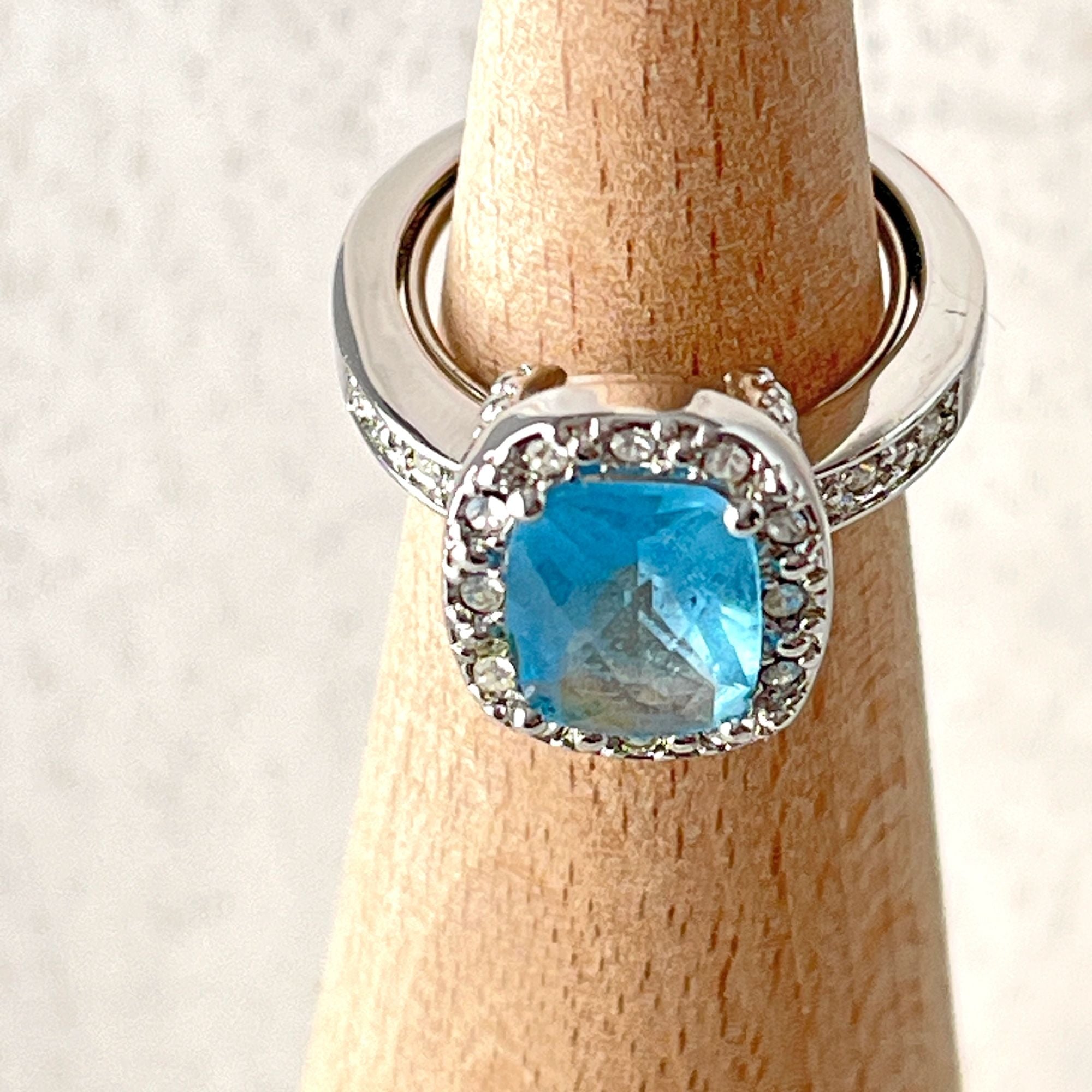 Vintage Zircon Blue NV Silver Mine Ring Rhinestone