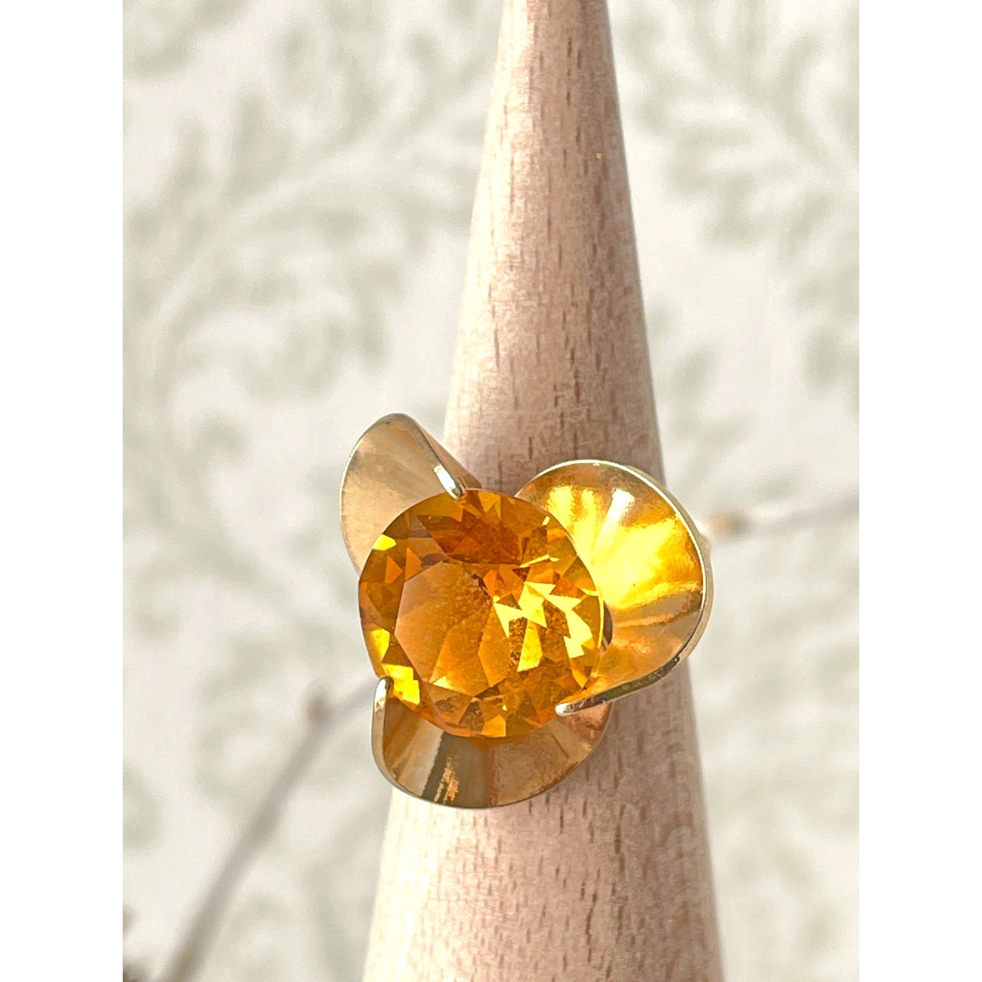 Wow Giant 1960s Vintage Topaz Yellow Rhinestone Solitaire Ring Sarah Coventry Adjusts