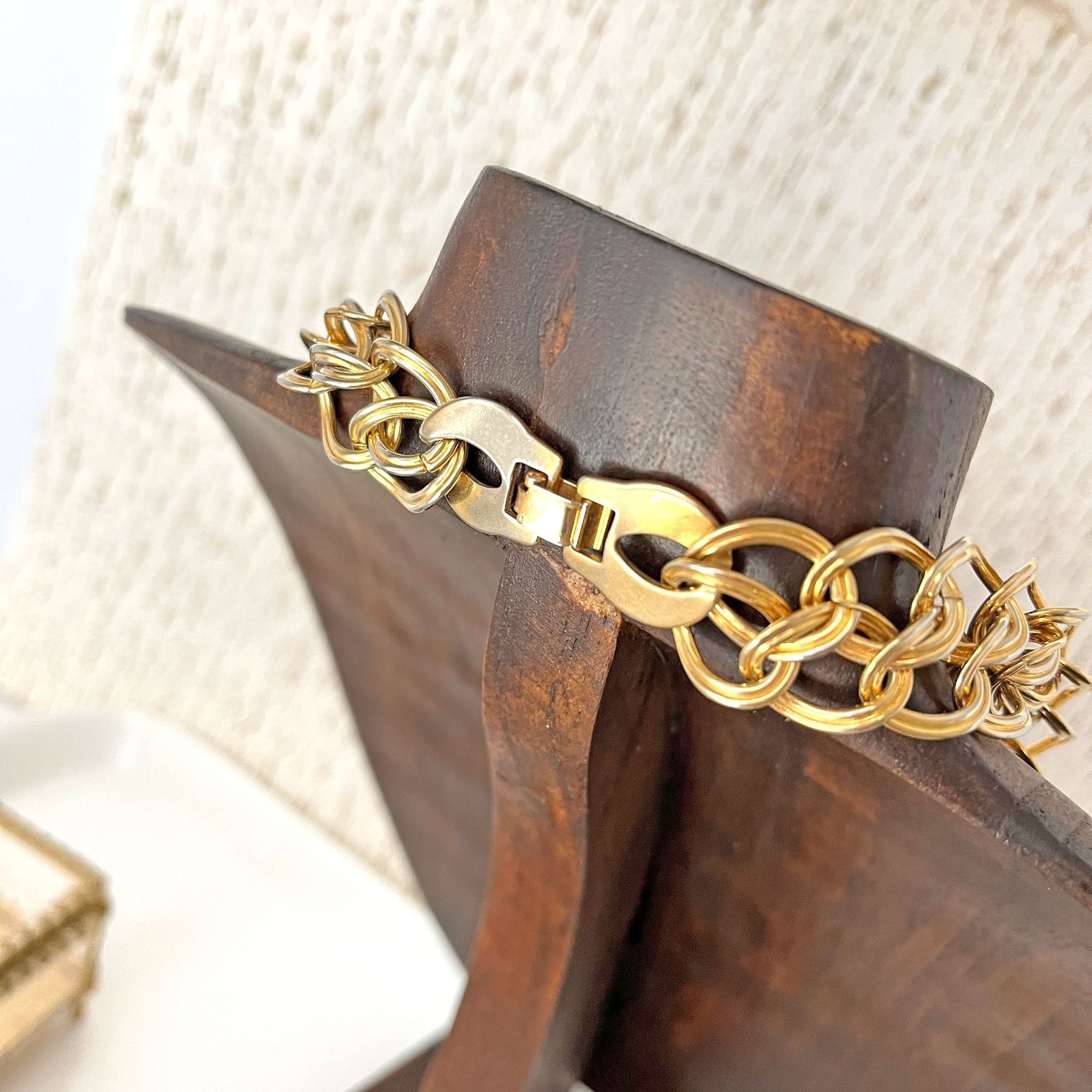 Cool Chunky 70s Choker Chain Necklace