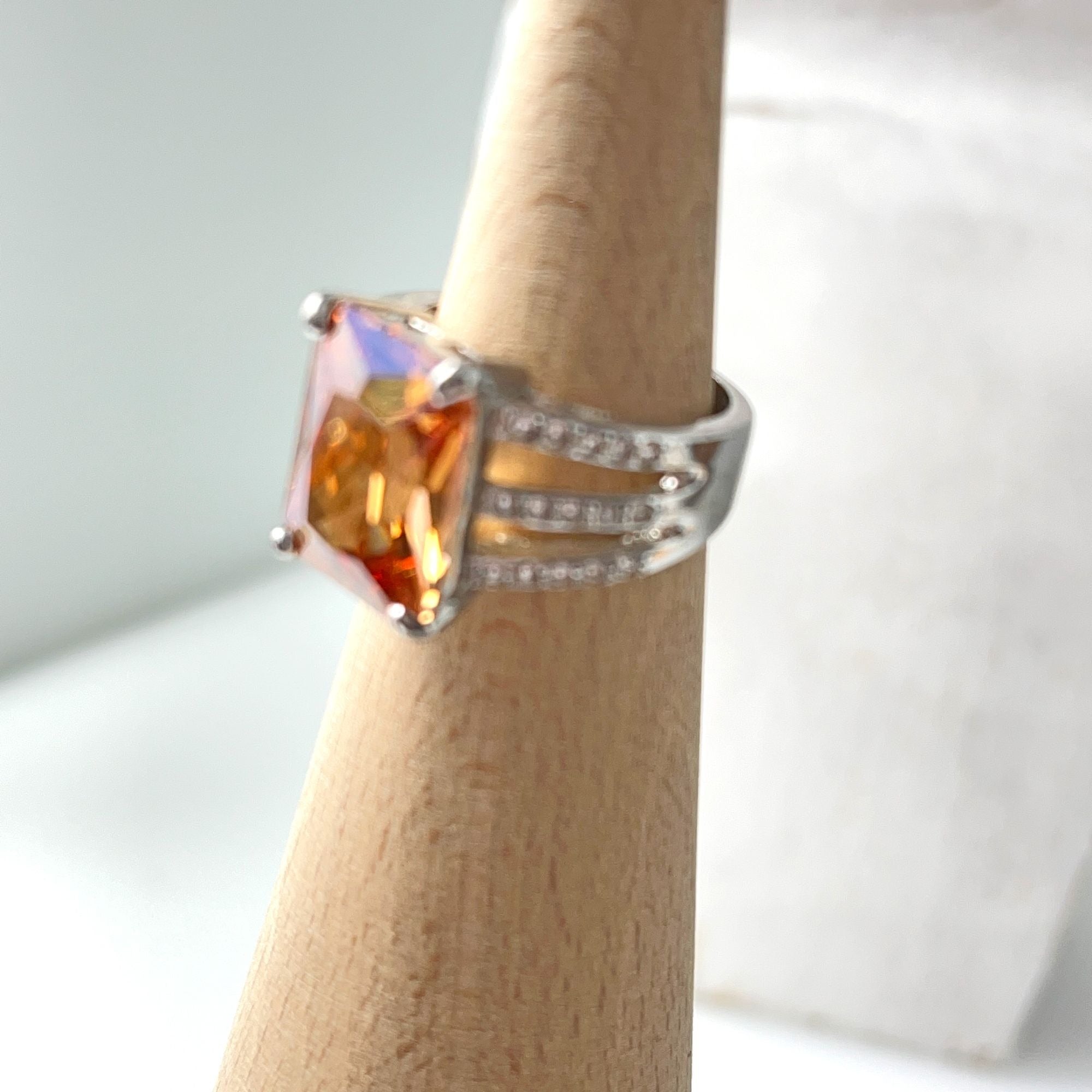 Vintage Stunning Orange Pink Rhinestone Cocktail Ring 1990s Size 9