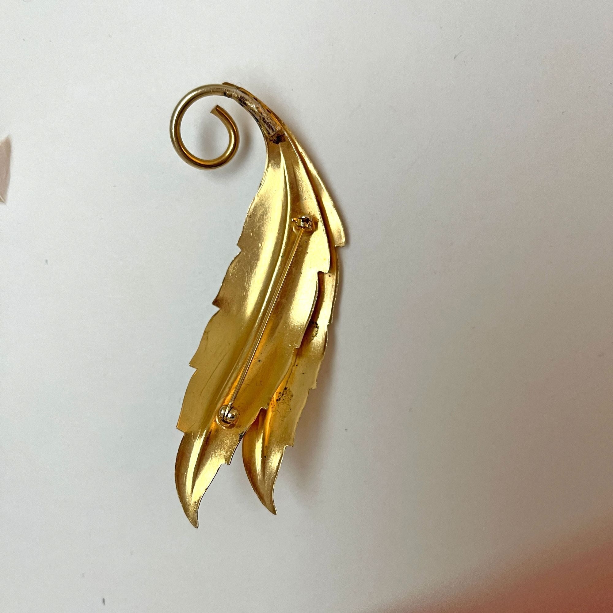 Very Large Vintage Textured Gold Tone Statement Leaf Pin