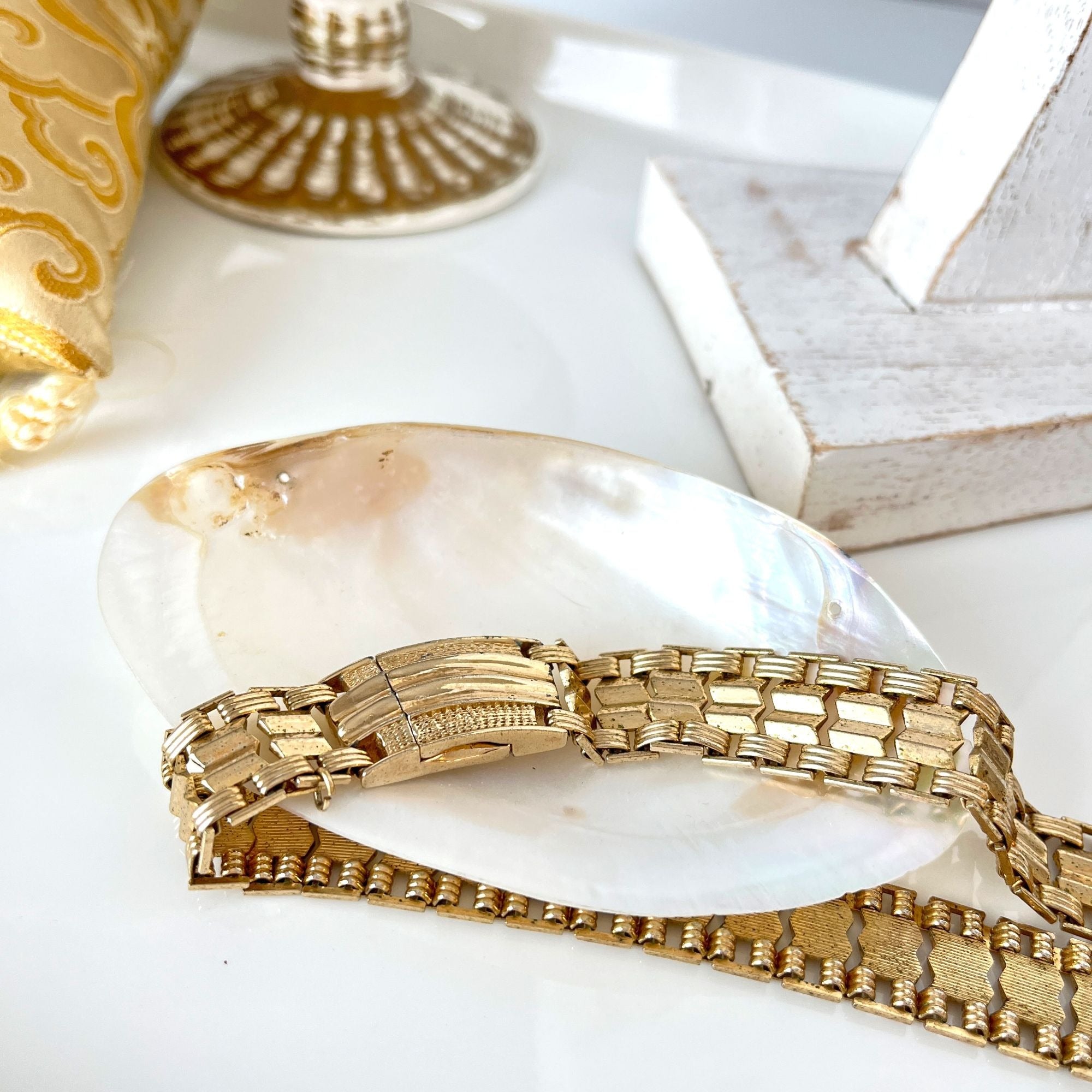 Vintage 60s Chunky Gold Tone Choker Egyptian Necklace