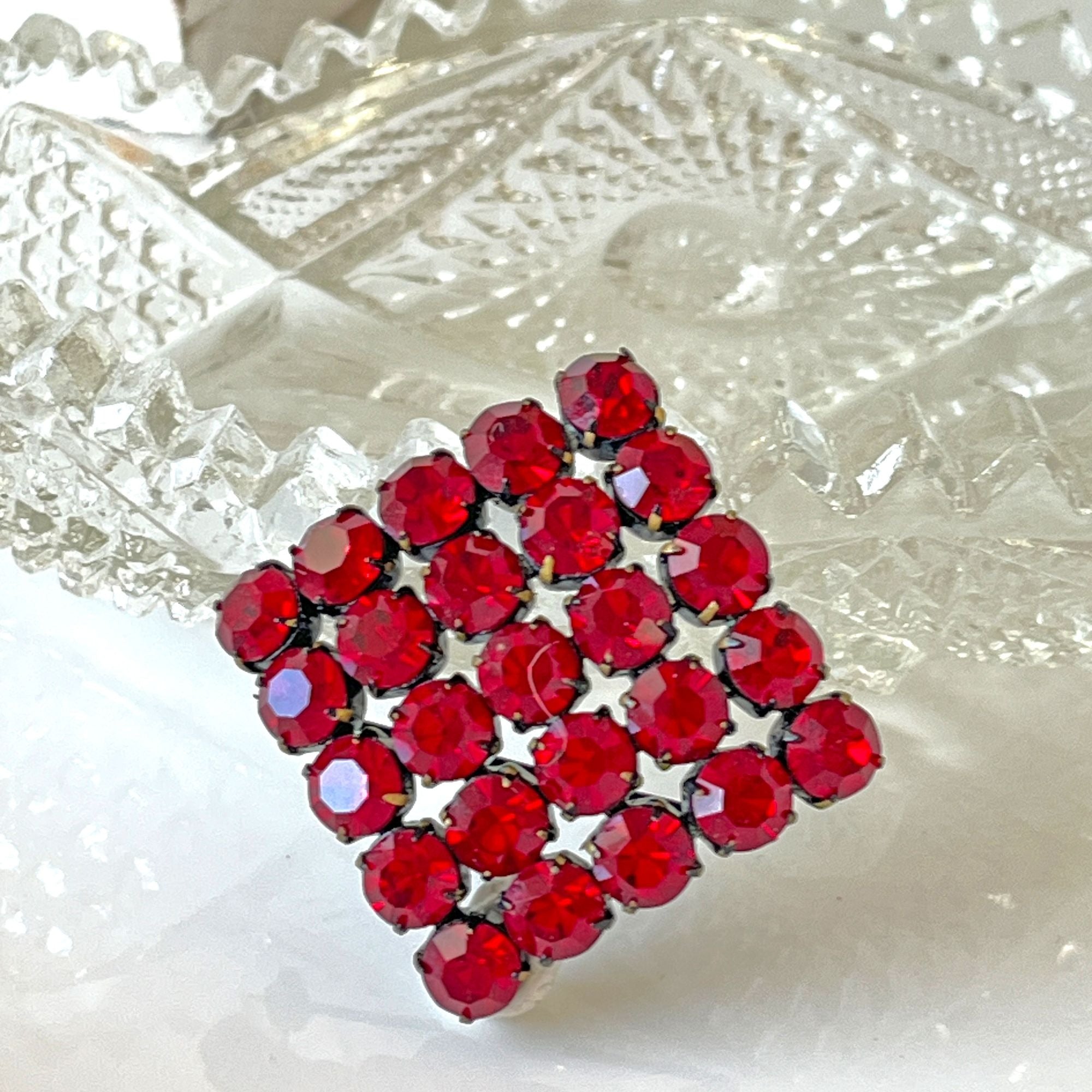 Vintage Simple Cluster Garnet Rhinestone Brooch Pin