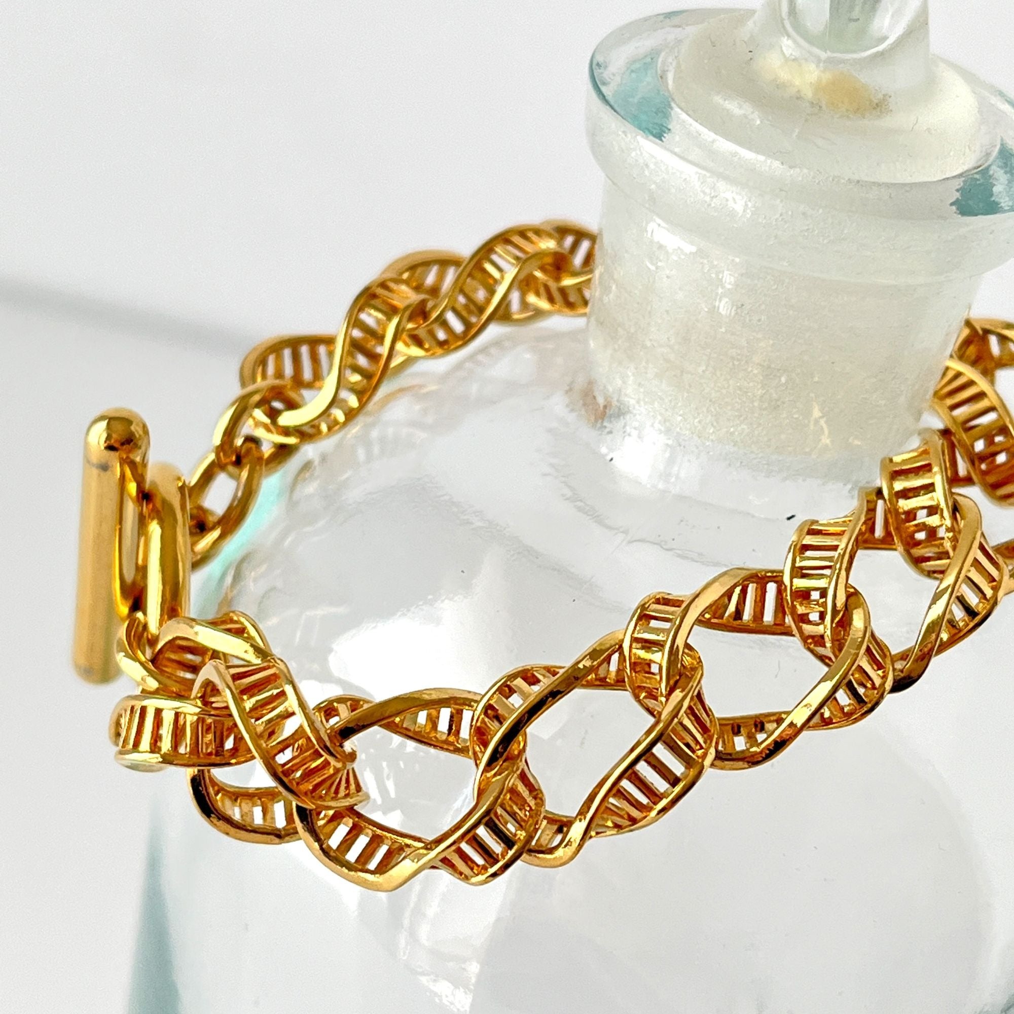 Vintage Twisted Chain Link Chunky Gold Tone Bracelet 1990s