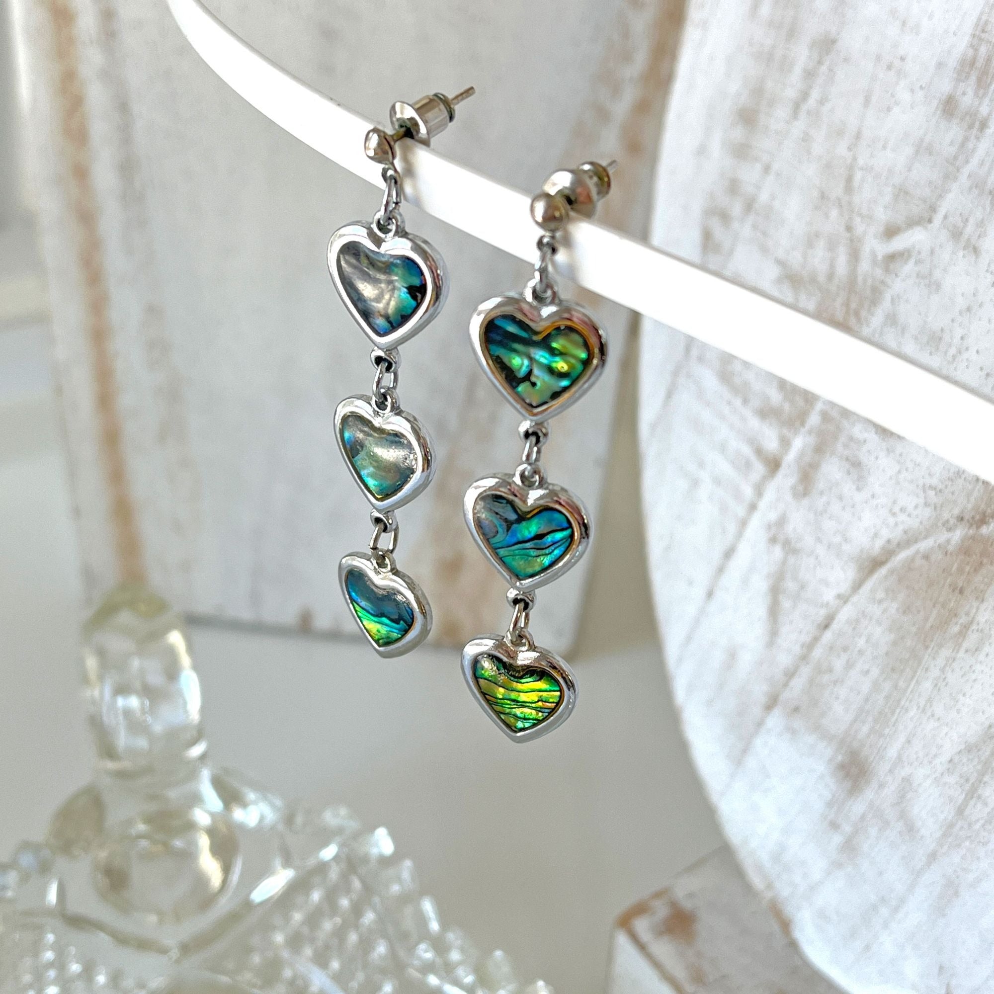 Pretty Green Blue Abalone Shell Heart Dangle Earrings Pierce