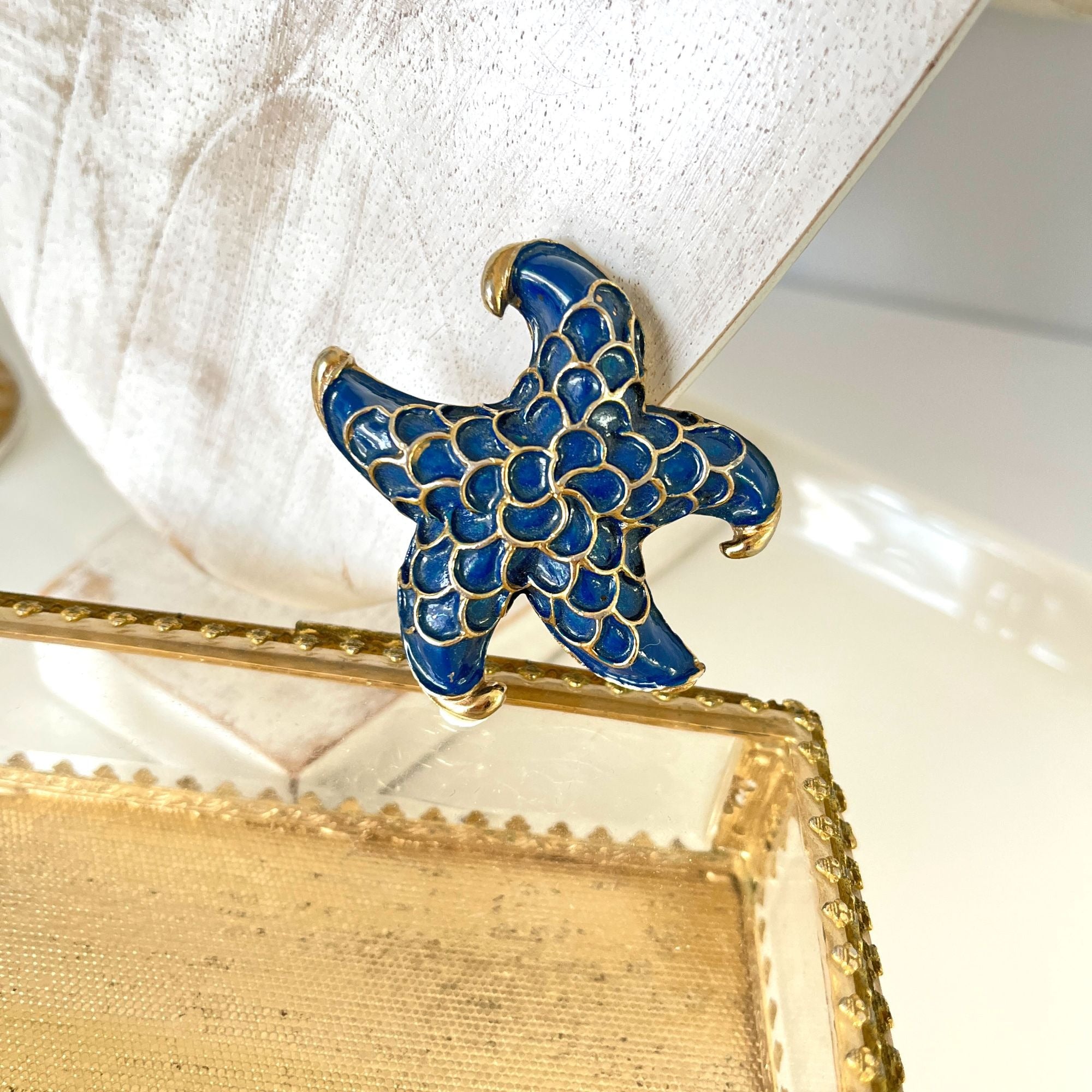 Charming Vintage Blue Enamel Starfish Brooch Pin