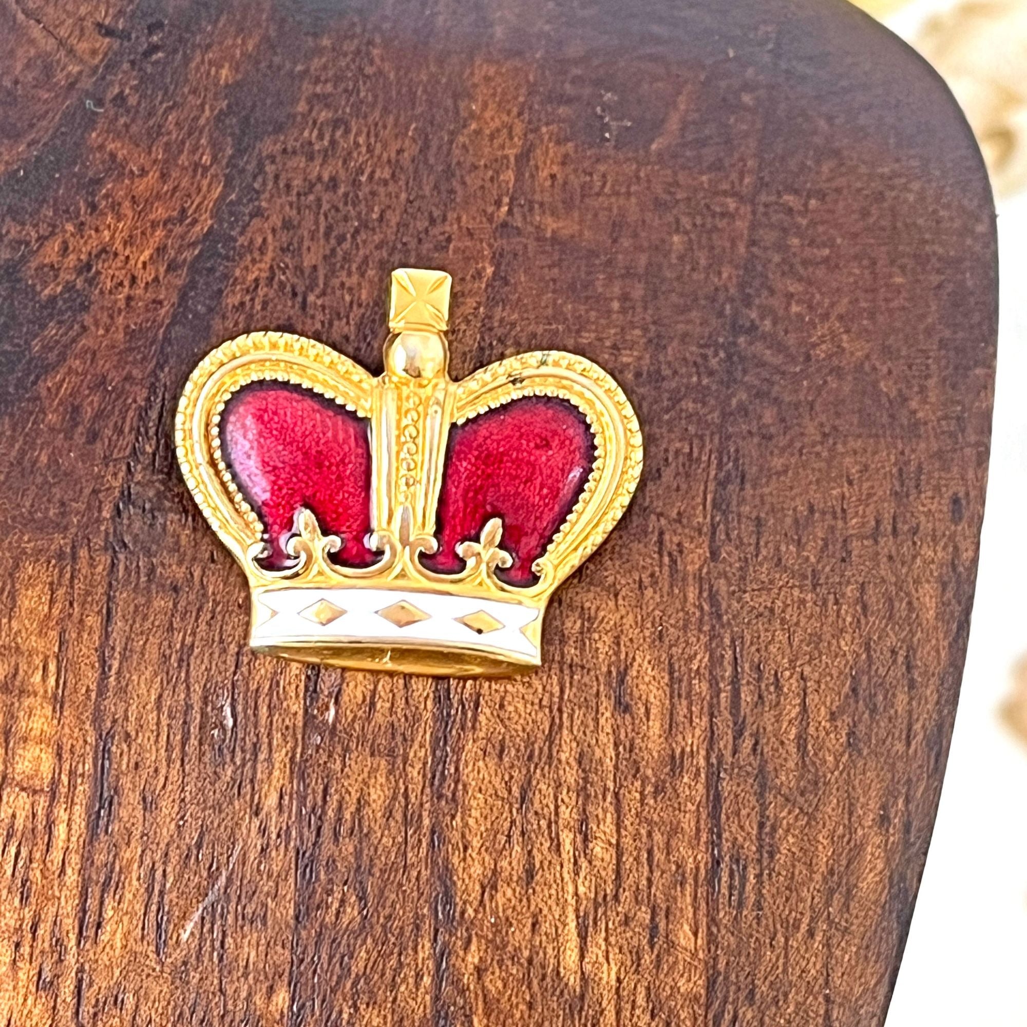 Vintage Royal Queen King Crown Brooch Pin