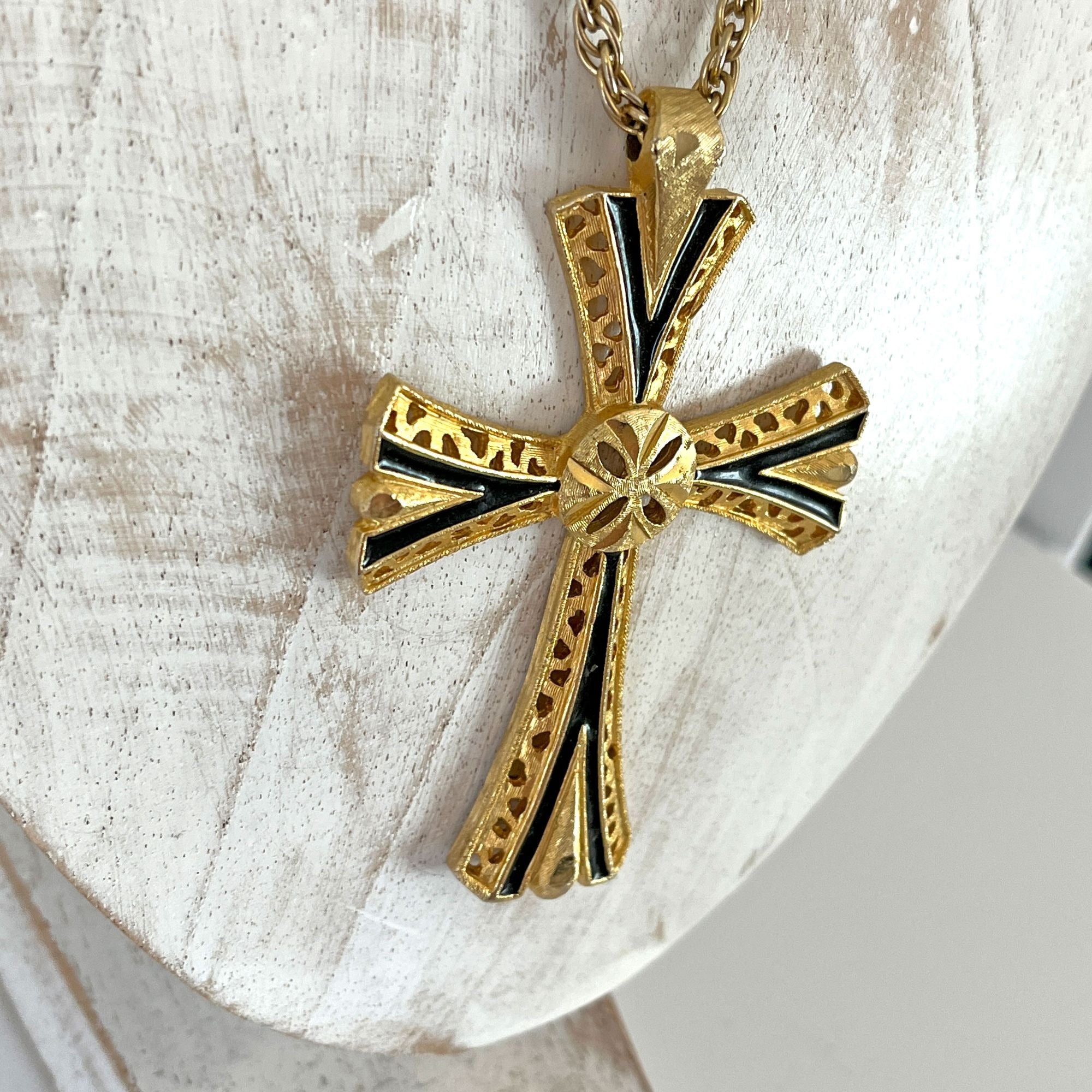 Stunning Large Vintage Crucifix Gold Tone Black Enamel 70s