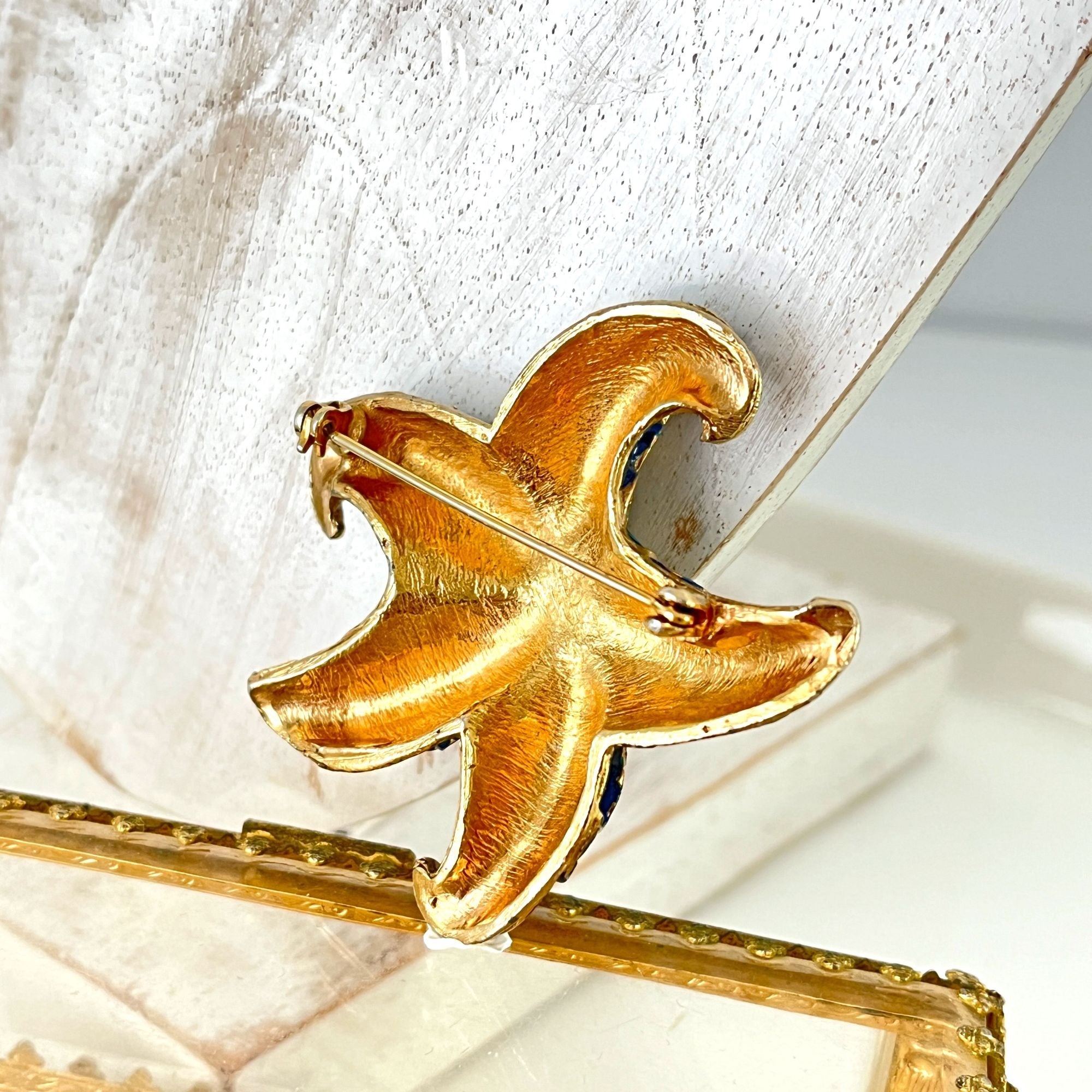 Charming Vintage Blue Enamel Starfish Brooch Pin