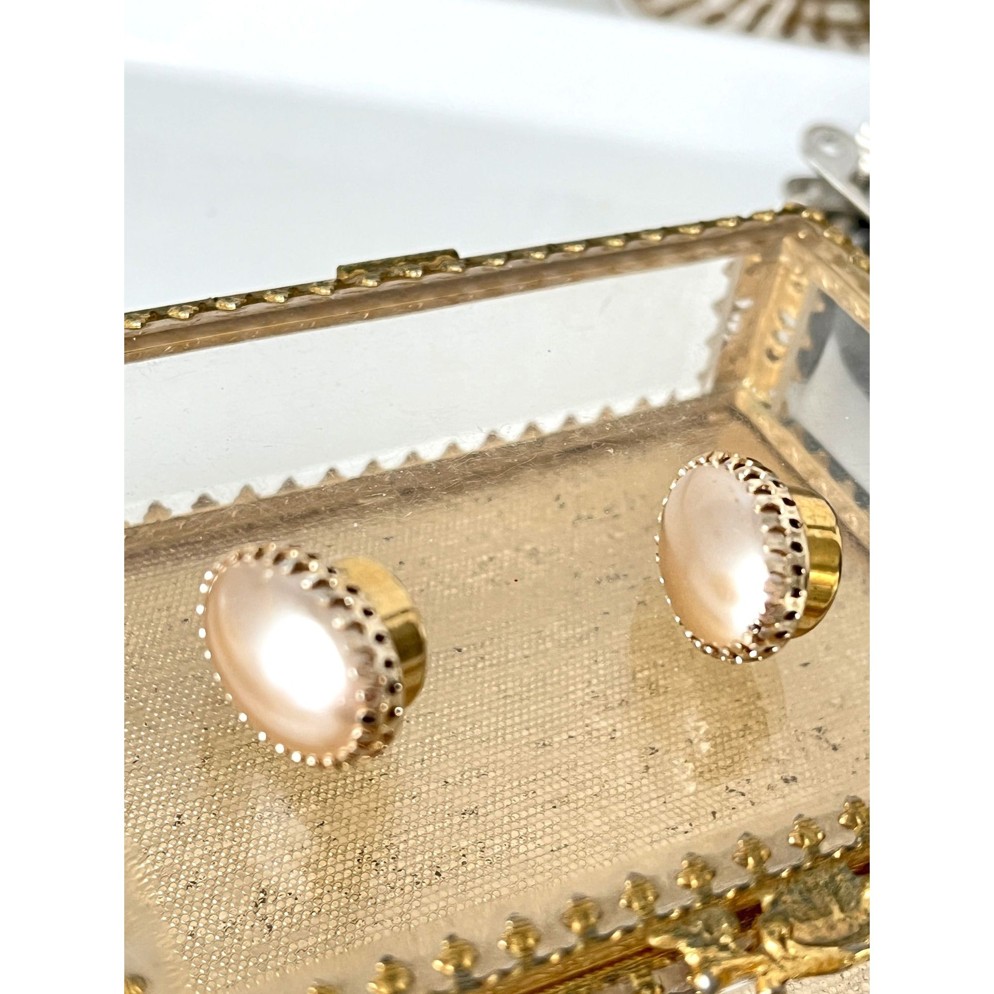 Vintage Coro Magic Faux Pearl Magnetic Clip Earrings 1950s