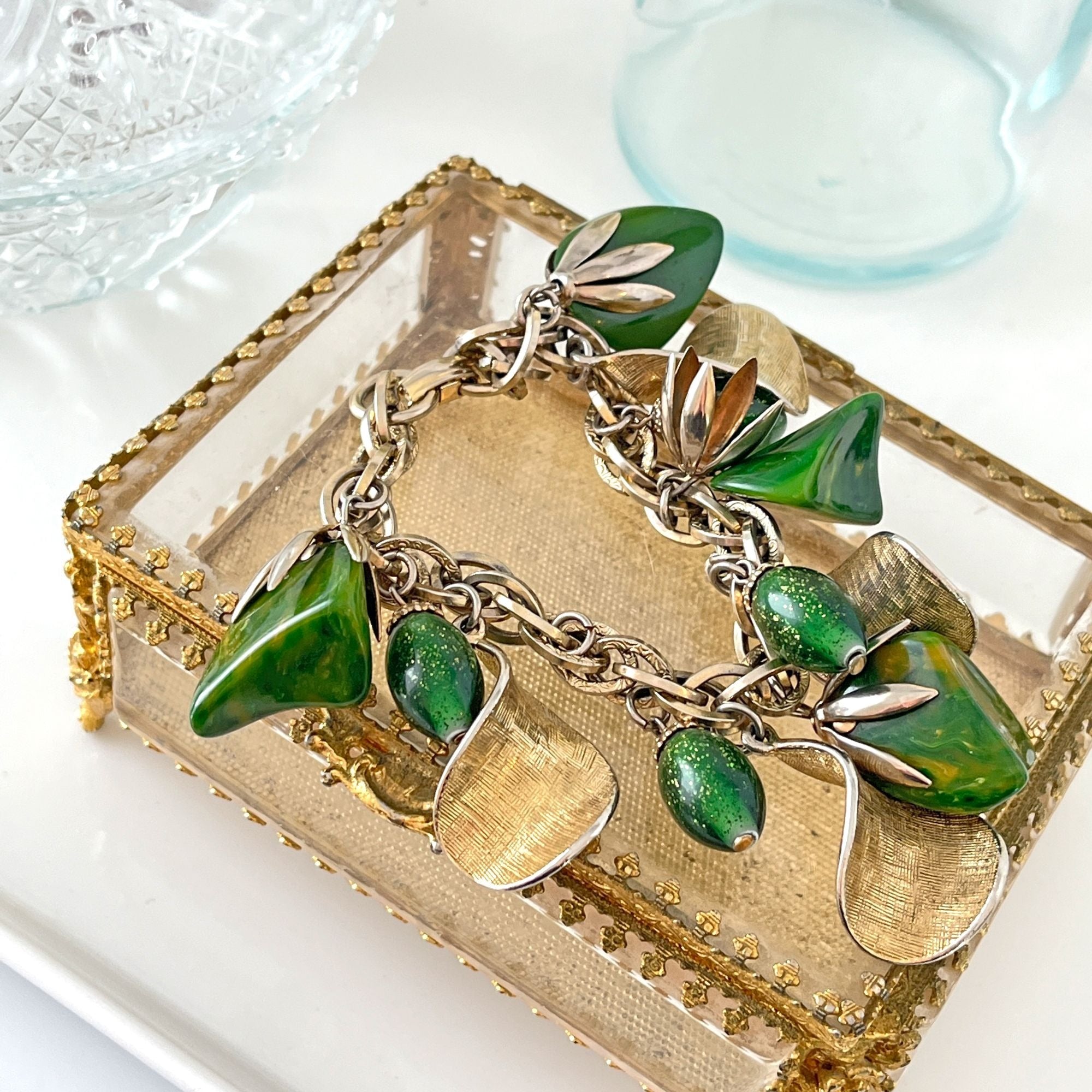 Vintage Green Glass Gold Tone Chunky Dangle Bracelet 1950s 1960s