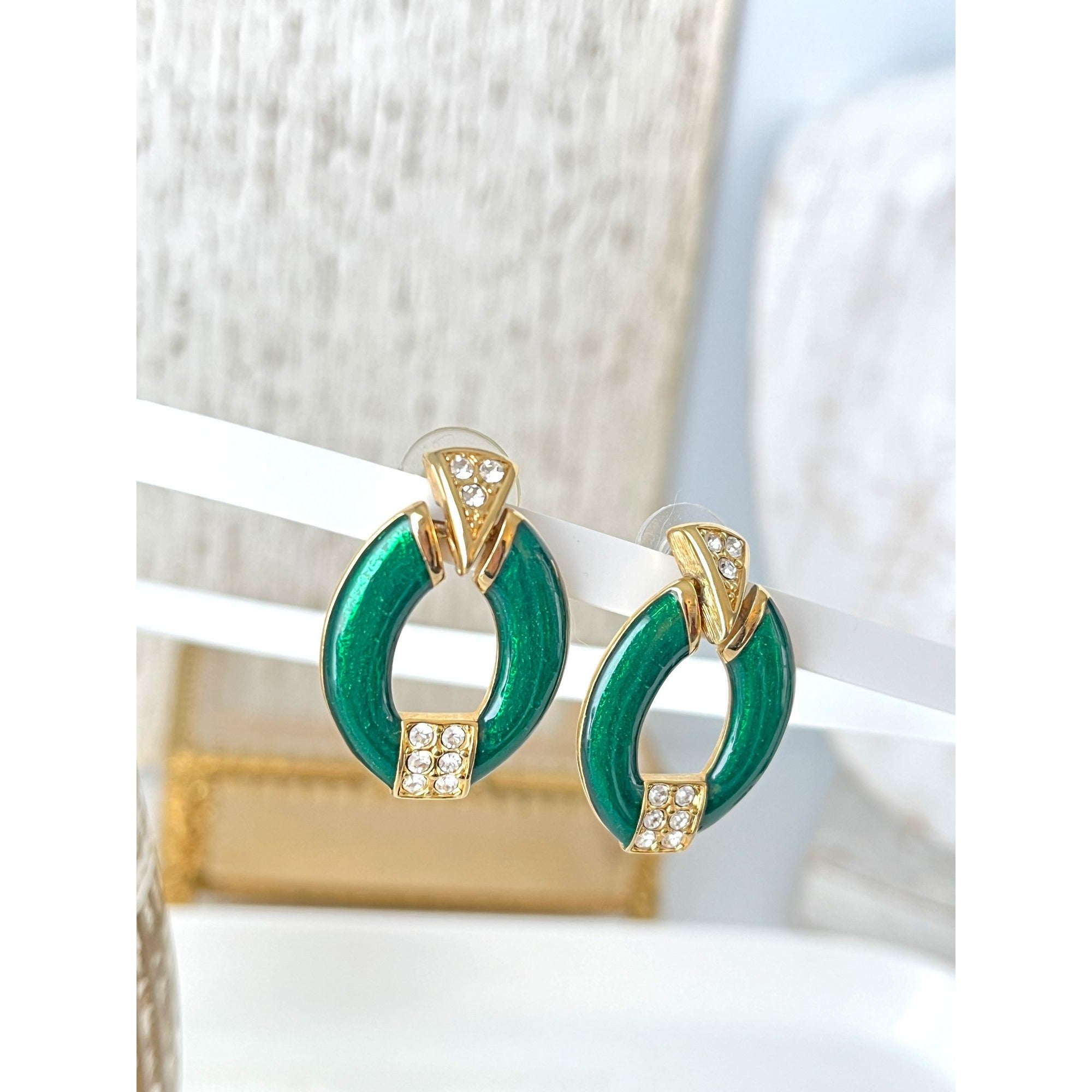 Vintage 1980s Emerald Green Enamel Gold Hoop Girl Boss Earrings Pierced